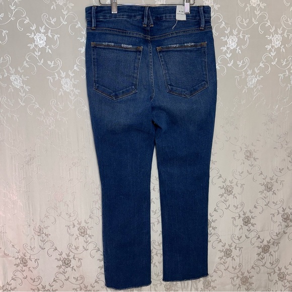 Good American Raw Hem Straight Leg Blue Jeans Size 4/27 NWT - Picture 7 of 9